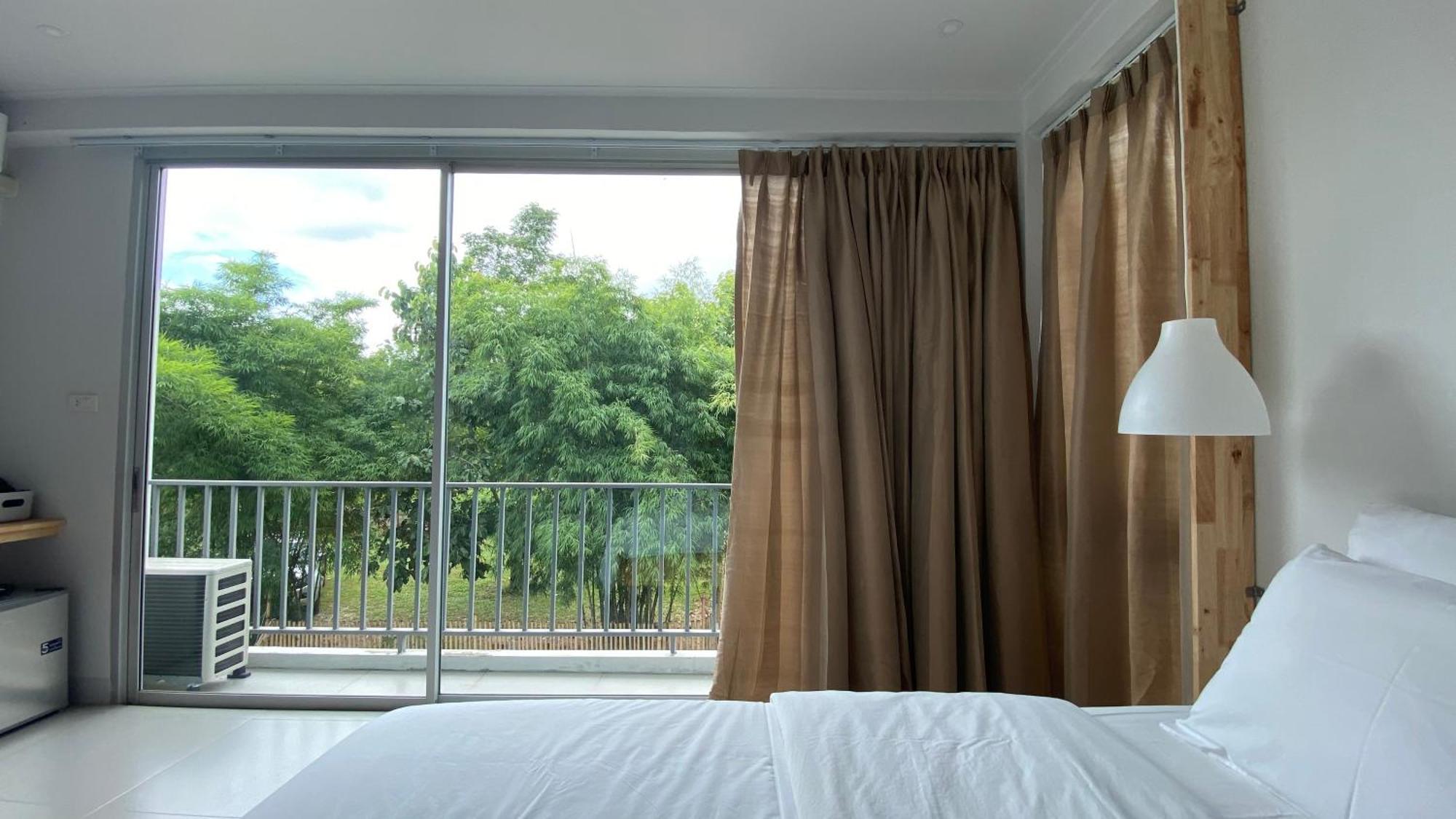 Baan Thammada Bed & Breakfast น่าน ภายนอก รูปภาพ